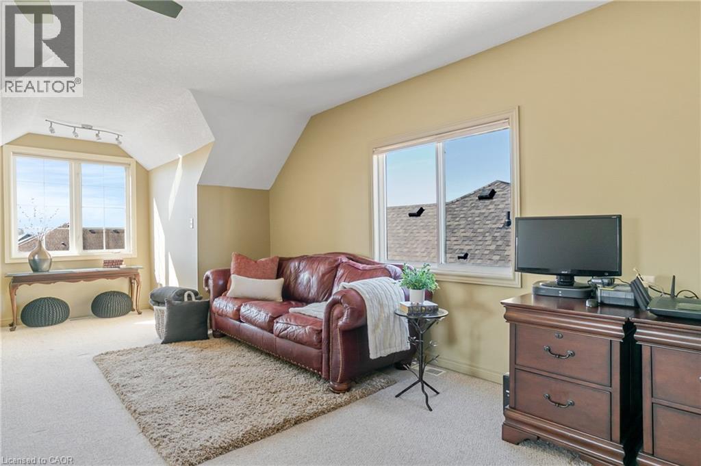 184 Sofron Drive, Cambridge, ON - Indoor Photo Showing Other Room