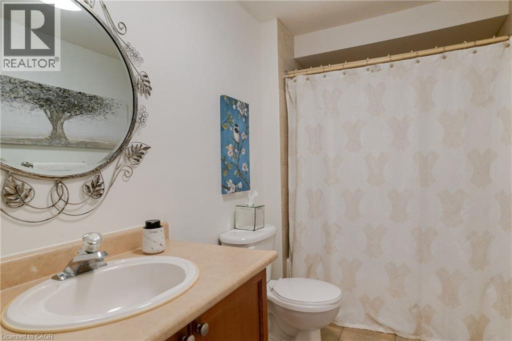 184 Sofron Drive, Cambridge, ON - Indoor Photo Showing Bathroom