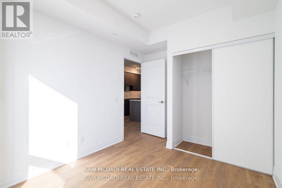 2709 - 30 Elm Drive, Mississauga, ON - Indoor Photo Showing Other Room