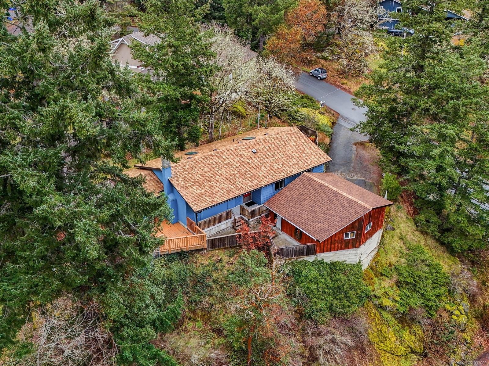 905 Gade Rd, Langford, BC