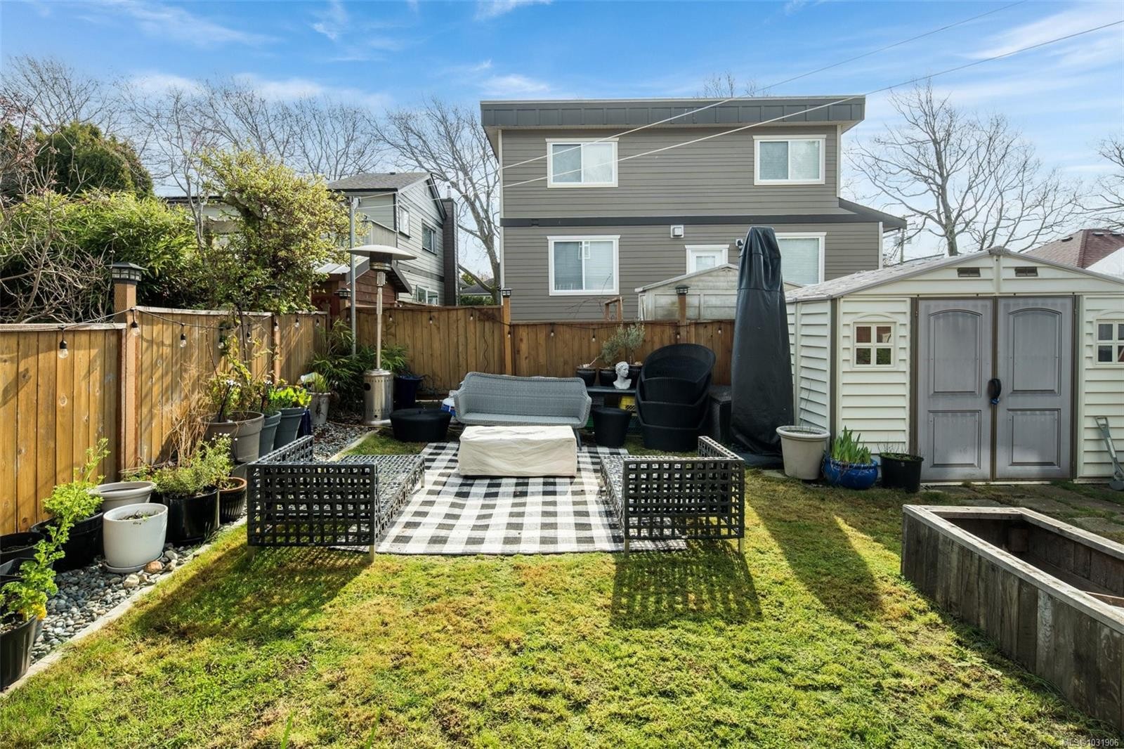 23 Pilot St, Victoria, BC - Outdoor With Deck Patio Veranda