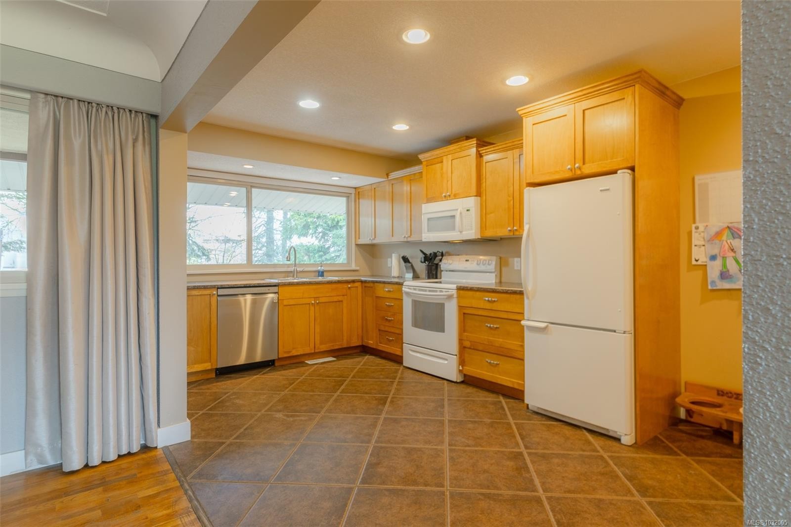3988 3Rd Ave, Port Alberni, BC