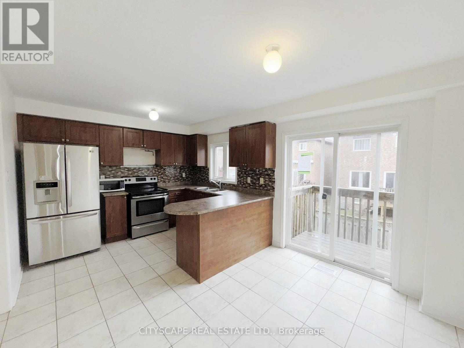 Kitchen Eat-in Breakfast Area - 5797 Tiz Road, Mississauga, ON - Indoor Photo Showing Kitchen