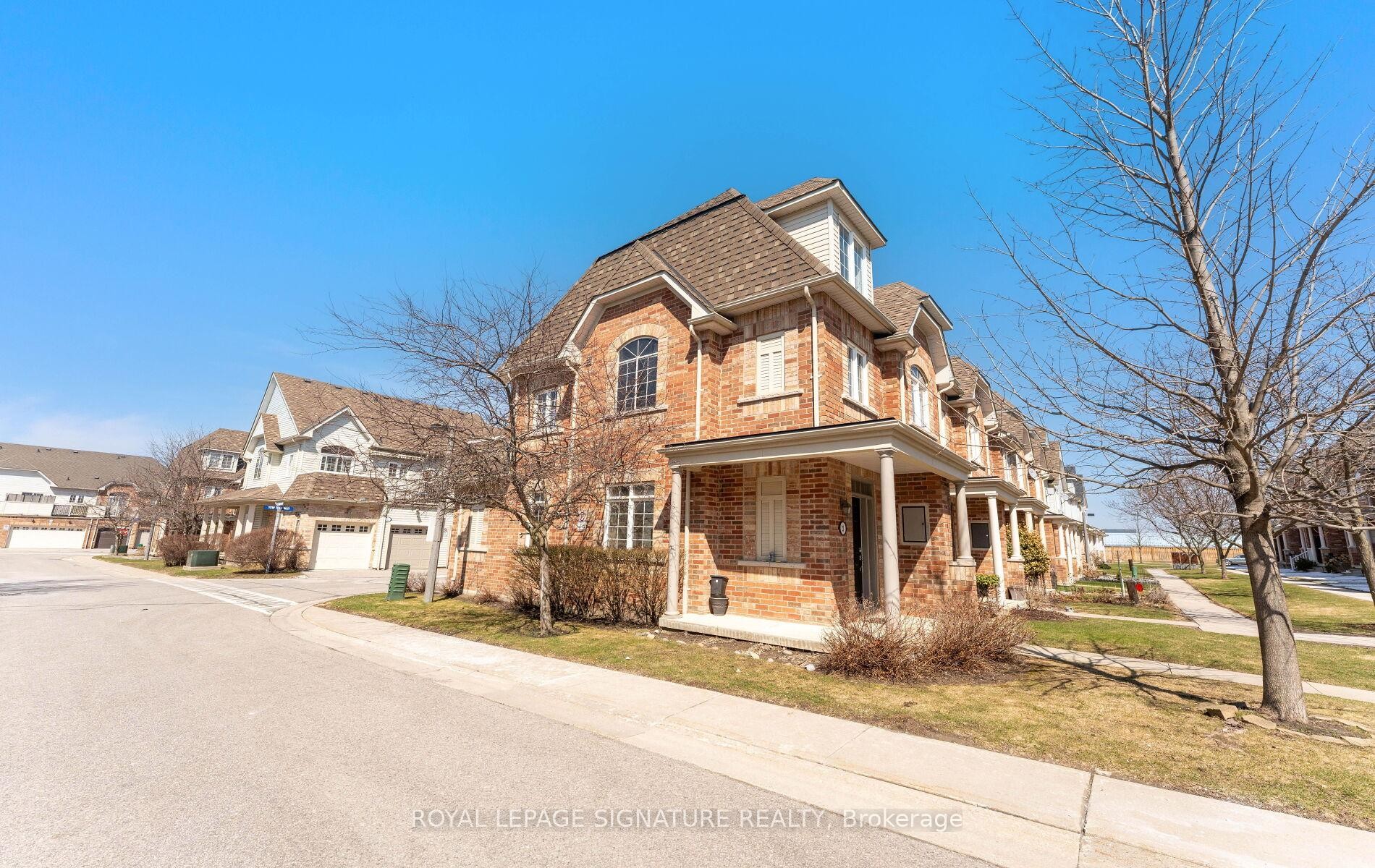 23 Yewtree Way, Whitby, ON - Outdoor With Facade
