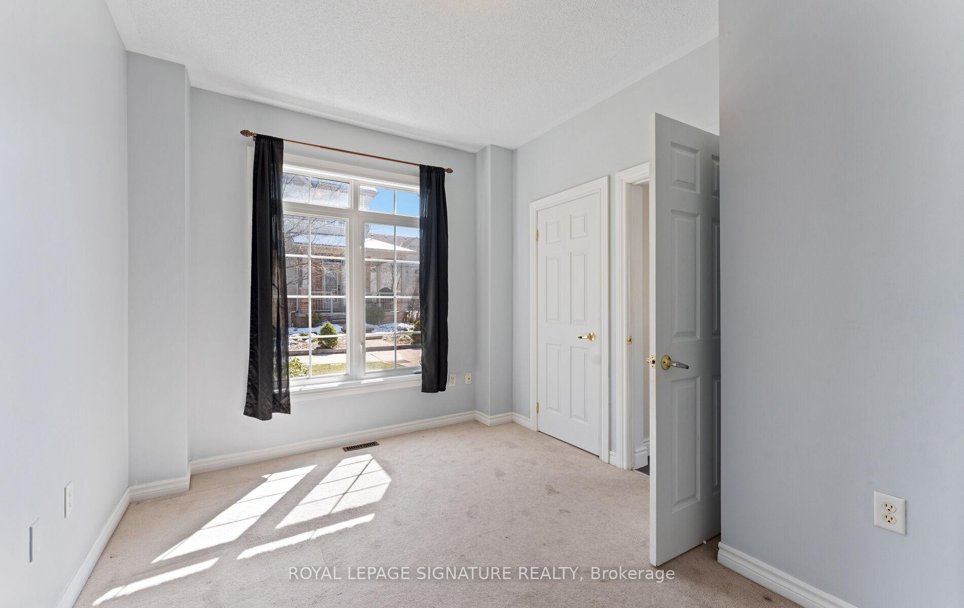 23 Yewtree Way, Whitby, ON - Indoor Photo Showing Other Room