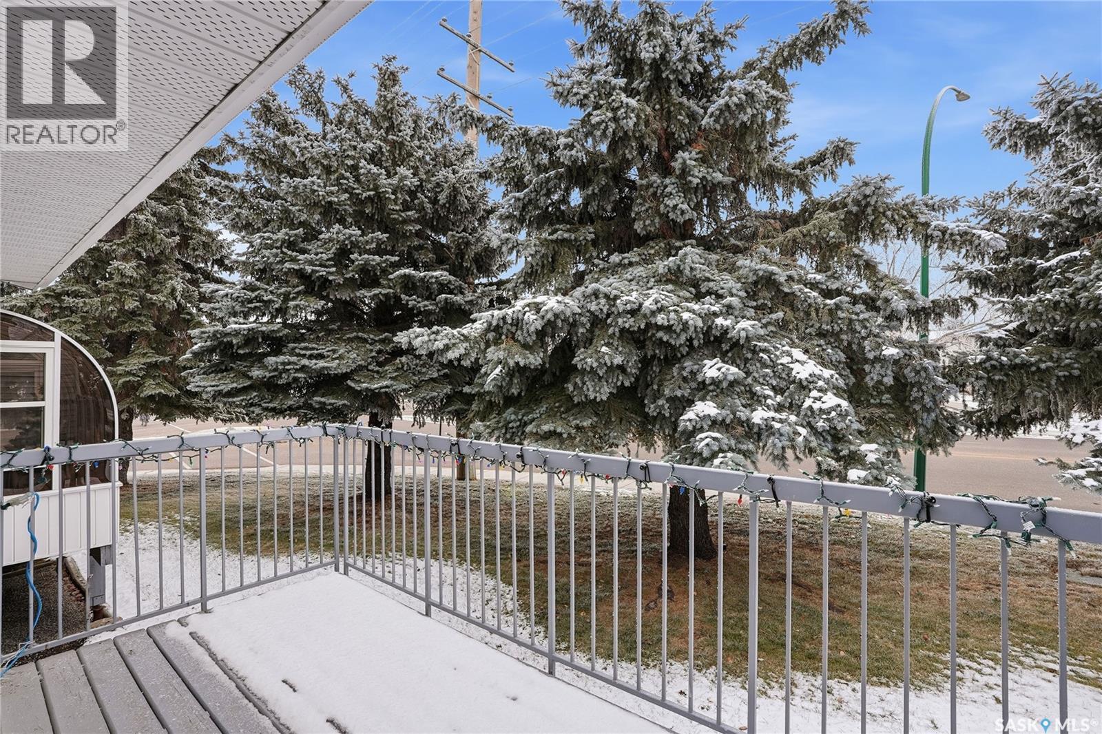 12 80 Berini Drive, Saskatoon, SK - Outdoor