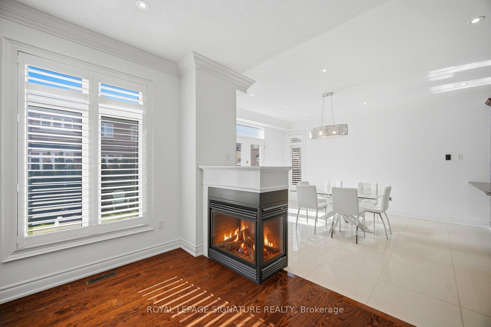 3146 Tacc Drive, Mississauga, ON - Indoor With Fireplace