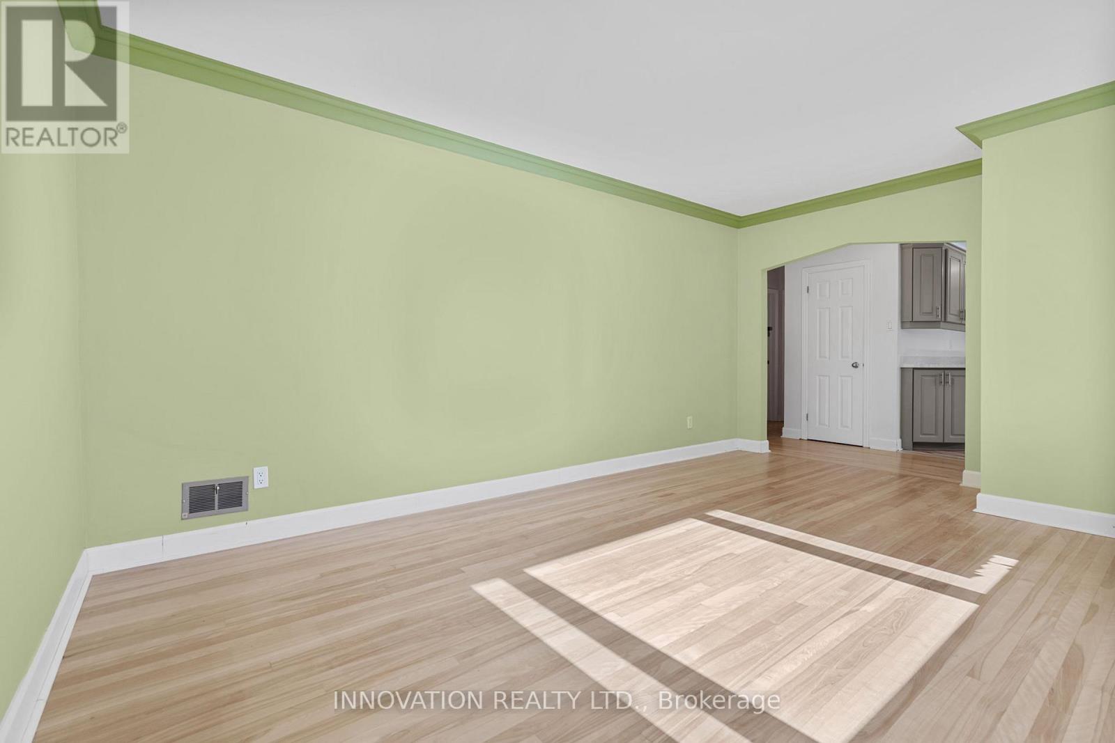 Living Room - 1811 Hutton Avenue, Ottawa, ON - Indoor Photo Showing Other Room