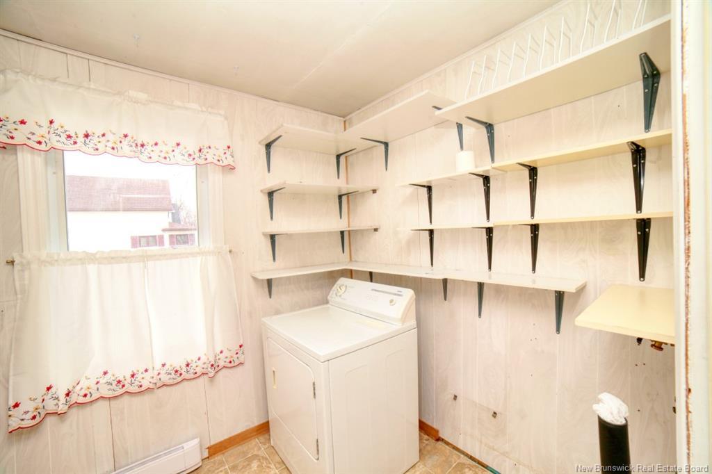 1130 Model, Bathurst, NB