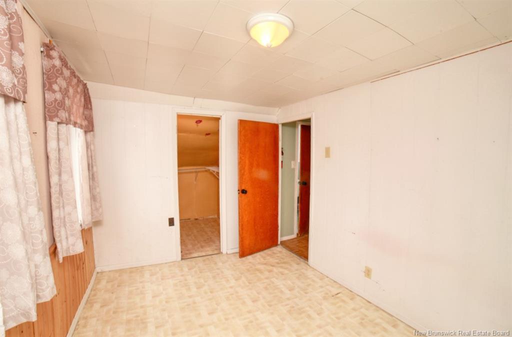 1130 Model, Bathurst, NB