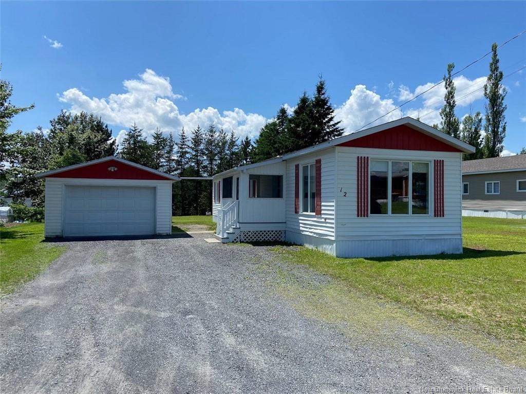 12 Le Paradis St, Saint-Jacques, NB