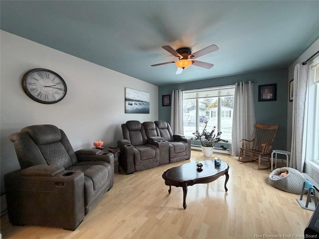 12 Le Paradis St, Saint-Jacques, NB