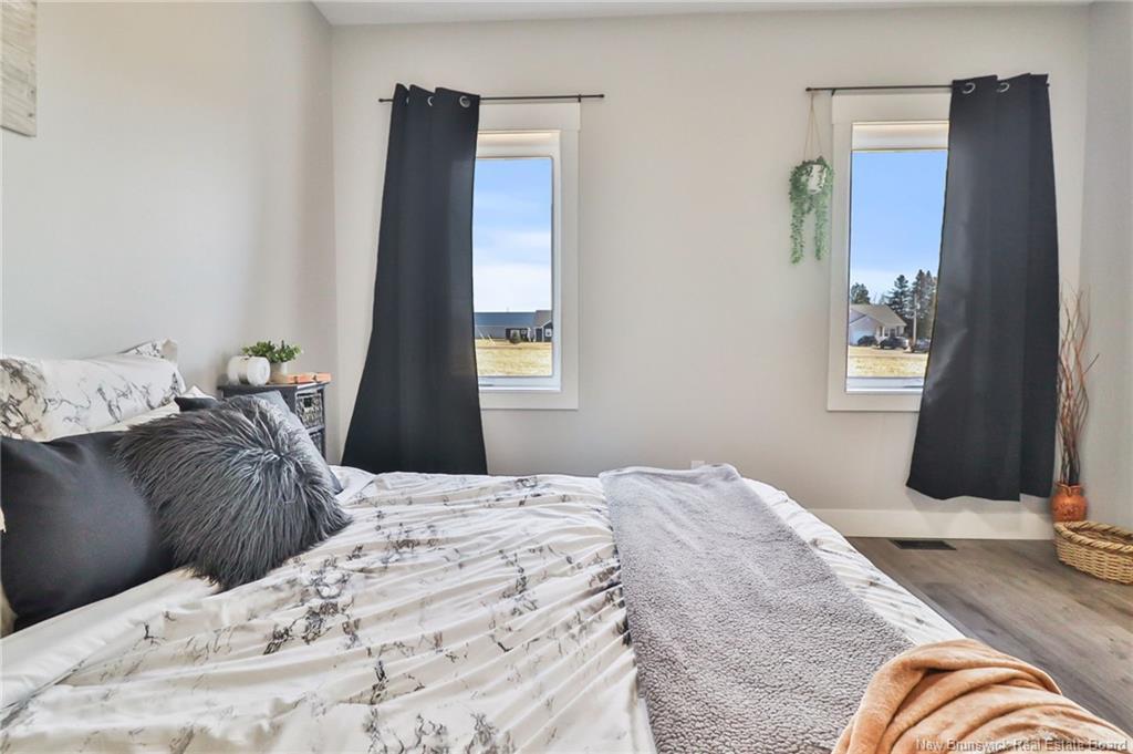 11 Riverside Dr, Petitcodiac, NB