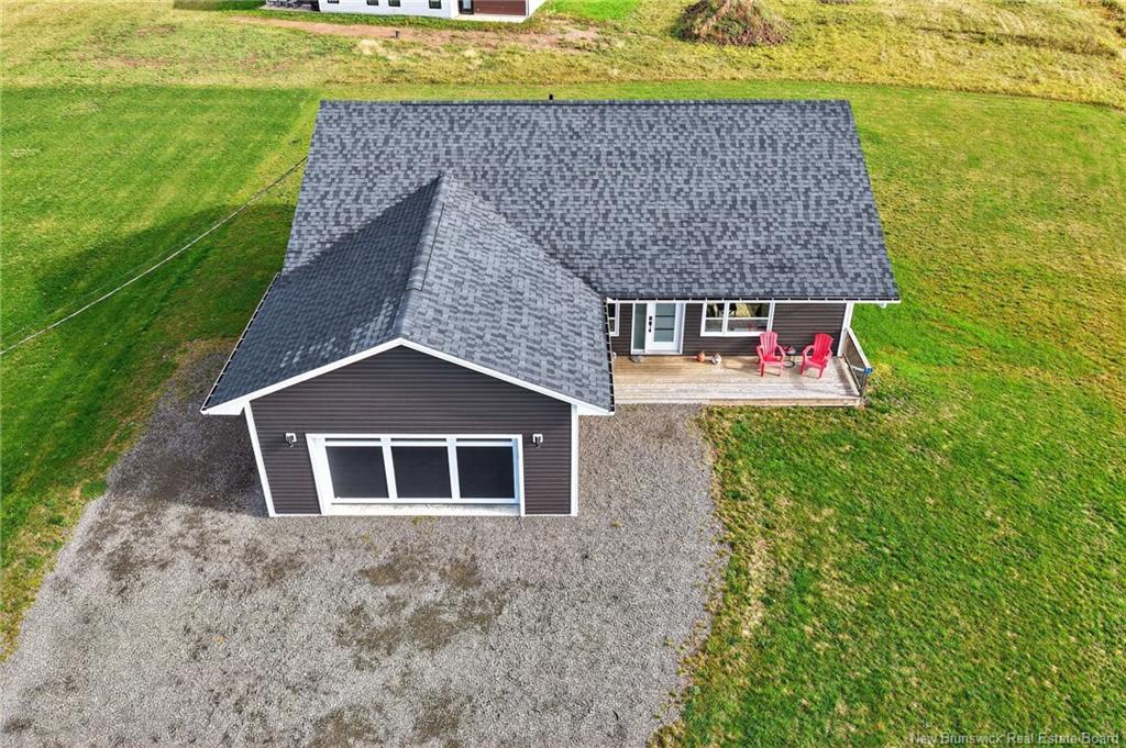 11 Riverside Dr, Petitcodiac, NB