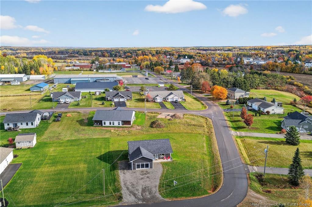 11 Riverside Dr, Petitcodiac, NB