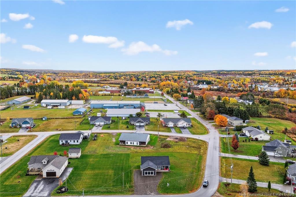 11 Riverside Dr, Petitcodiac, NB