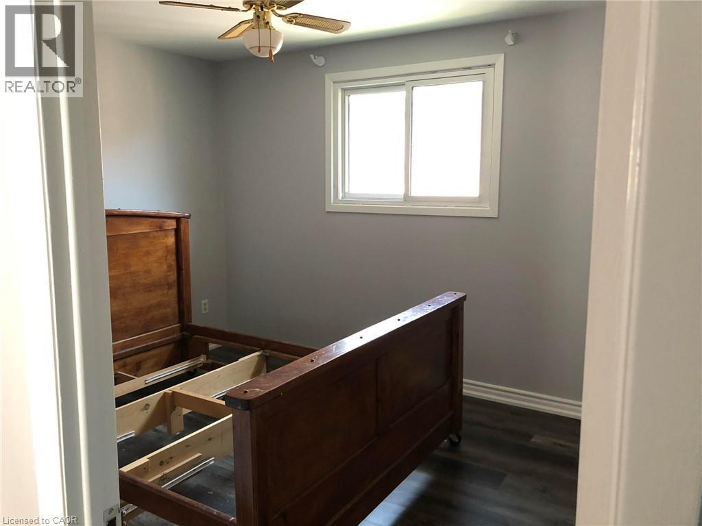 29 Birchcliffe Crescent, Hamilton, ON - Indoor Photo Showing Other Room