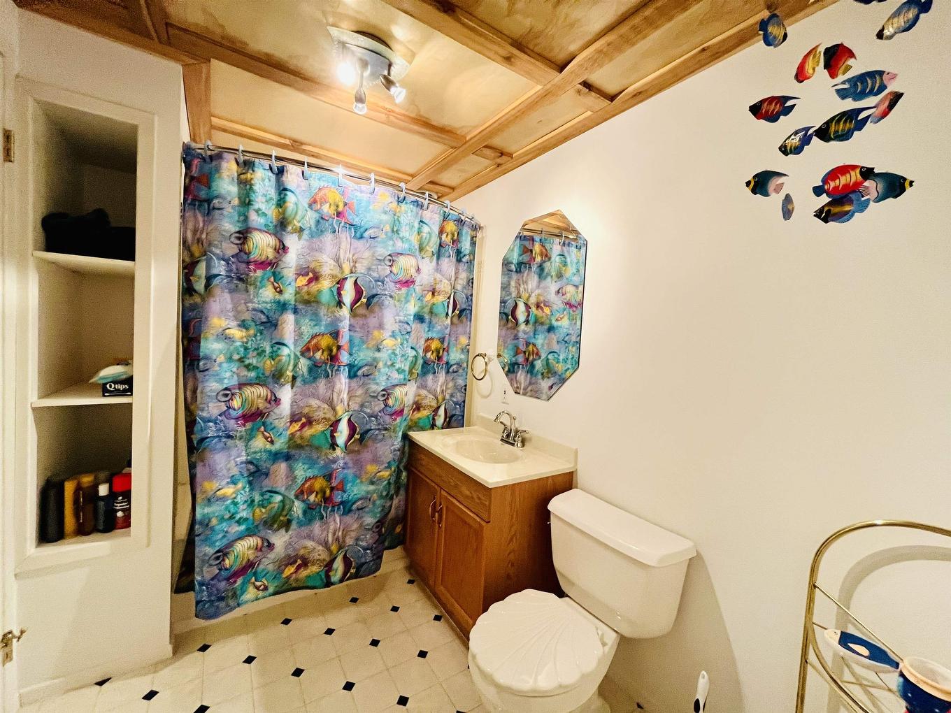 1125 Second St. E., Fort Frances, ON - Indoor Photo Showing Bathroom