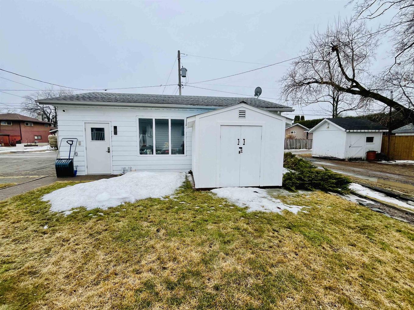 1125 Second St. E., Fort Frances, ON - Outdoor