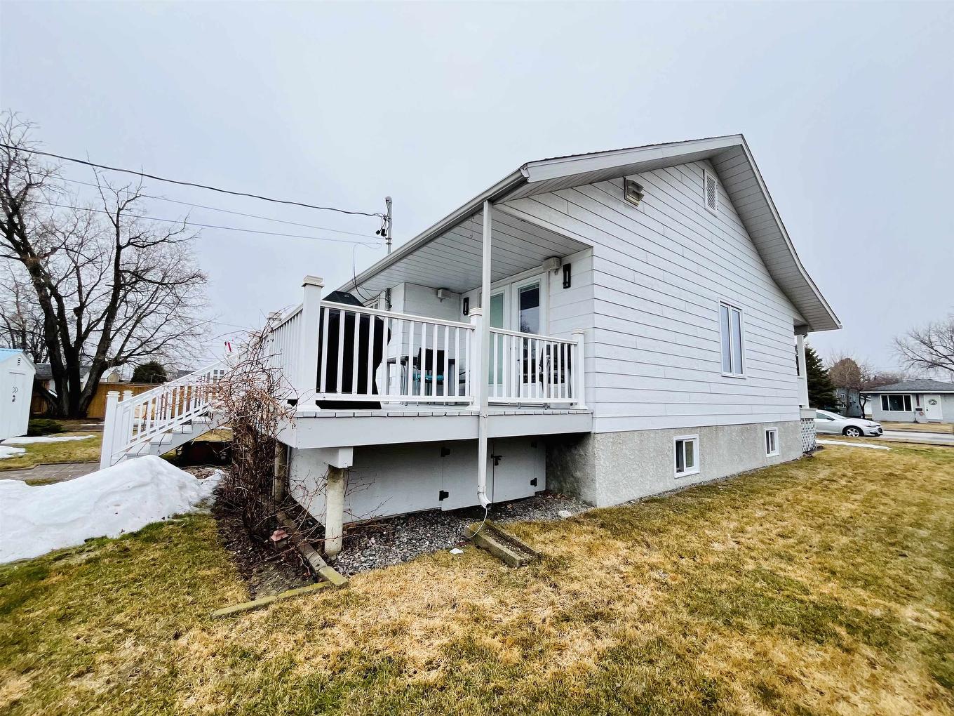 1125 Second St. E., Fort Frances, ON - Outdoor With Deck Patio Veranda With Exterior