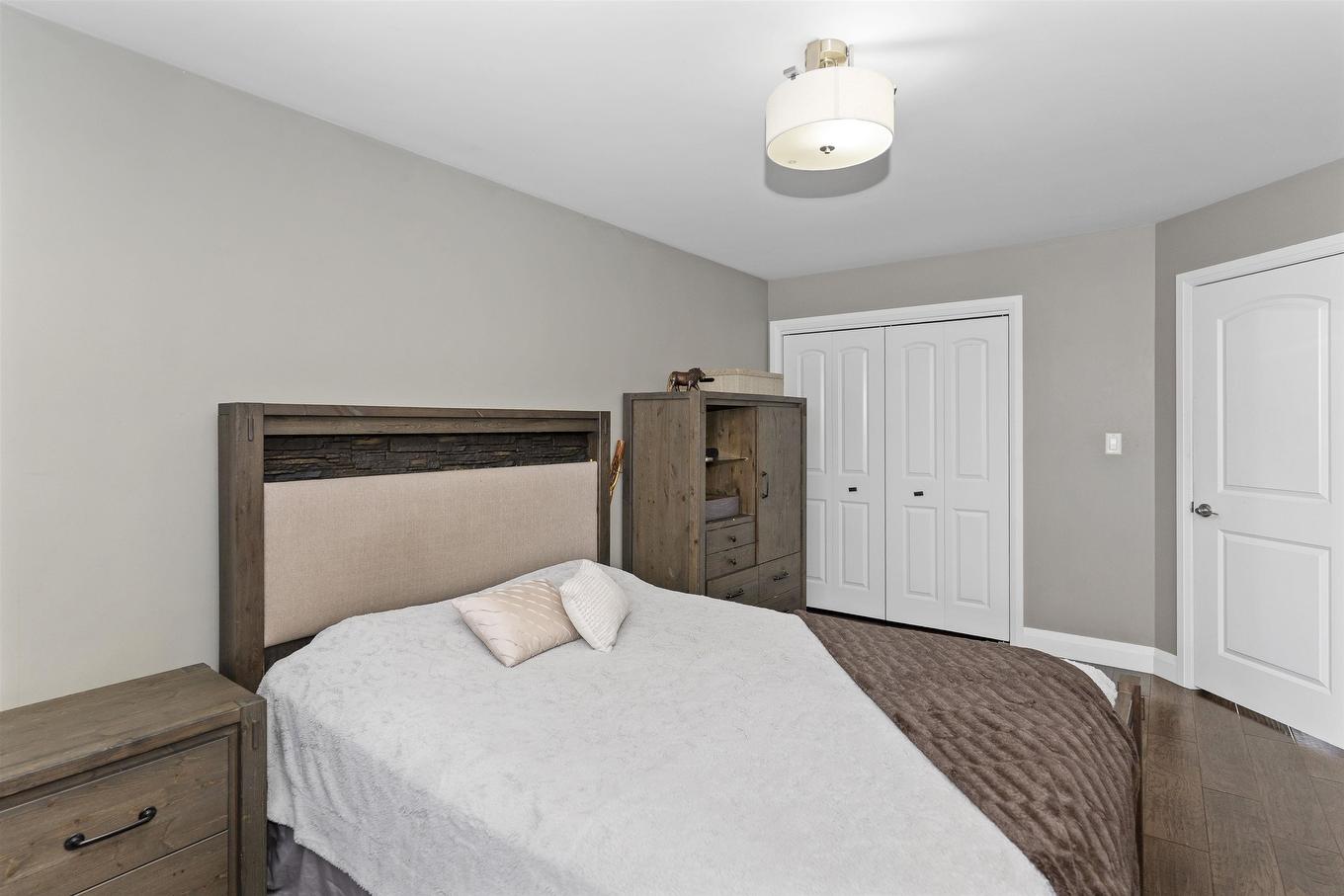 319 Ruby Crescent, Thunder Bay, ON - Indoor Photo Showing Bedroom