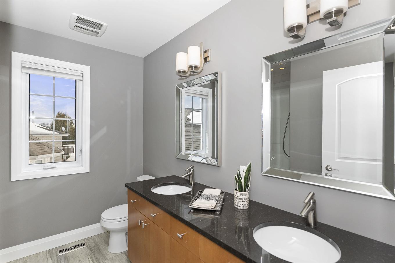 319 Ruby Crescent, Thunder Bay, ON - Indoor Photo Showing Bathroom