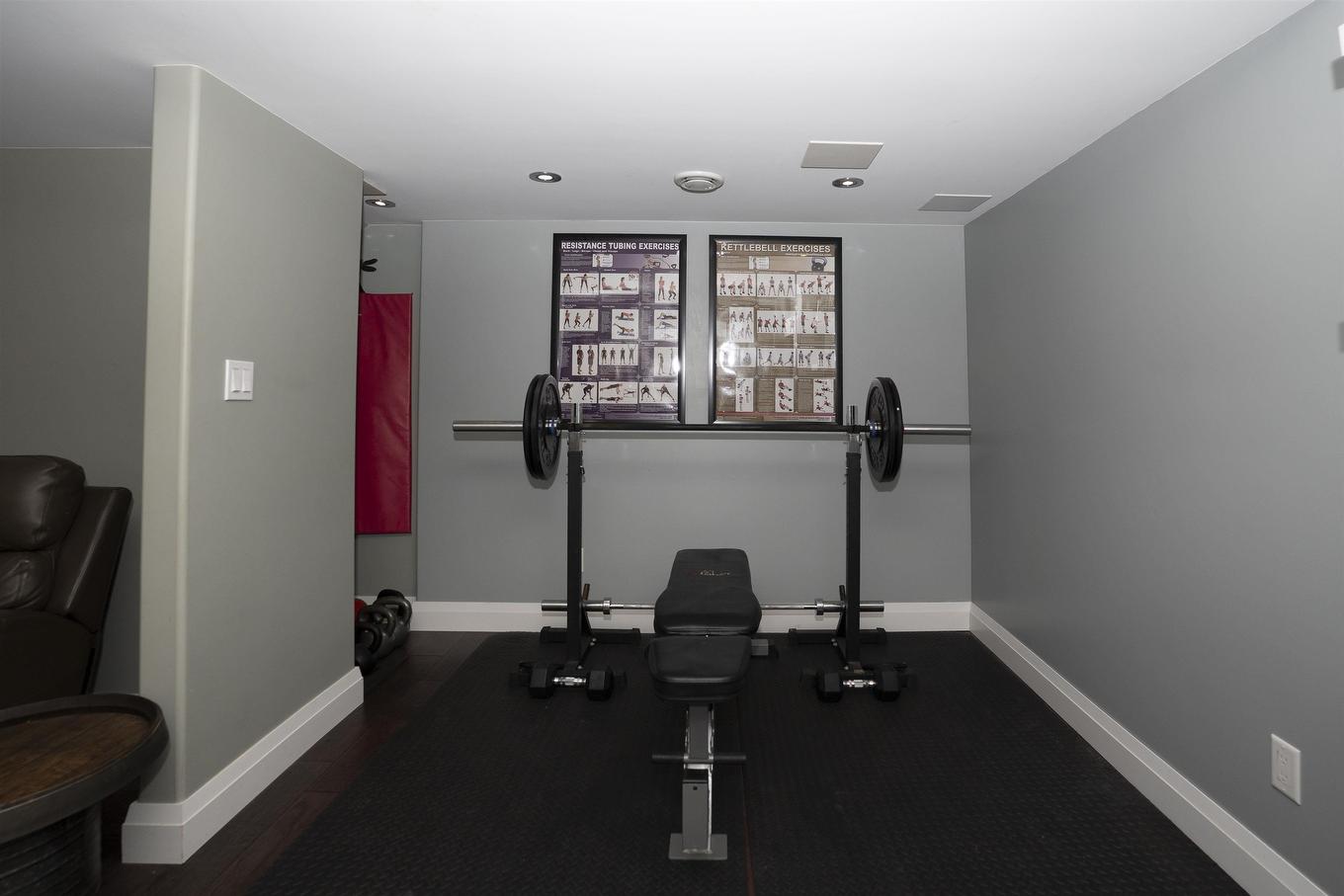 319 Ruby Crescent, Thunder Bay, ON - Indoor