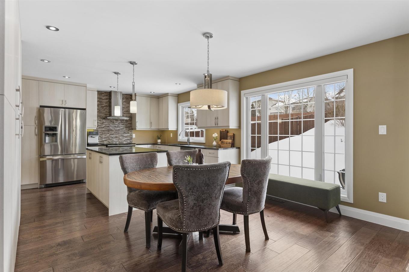 319 Ruby Crescent, Thunder Bay, ON - Indoor