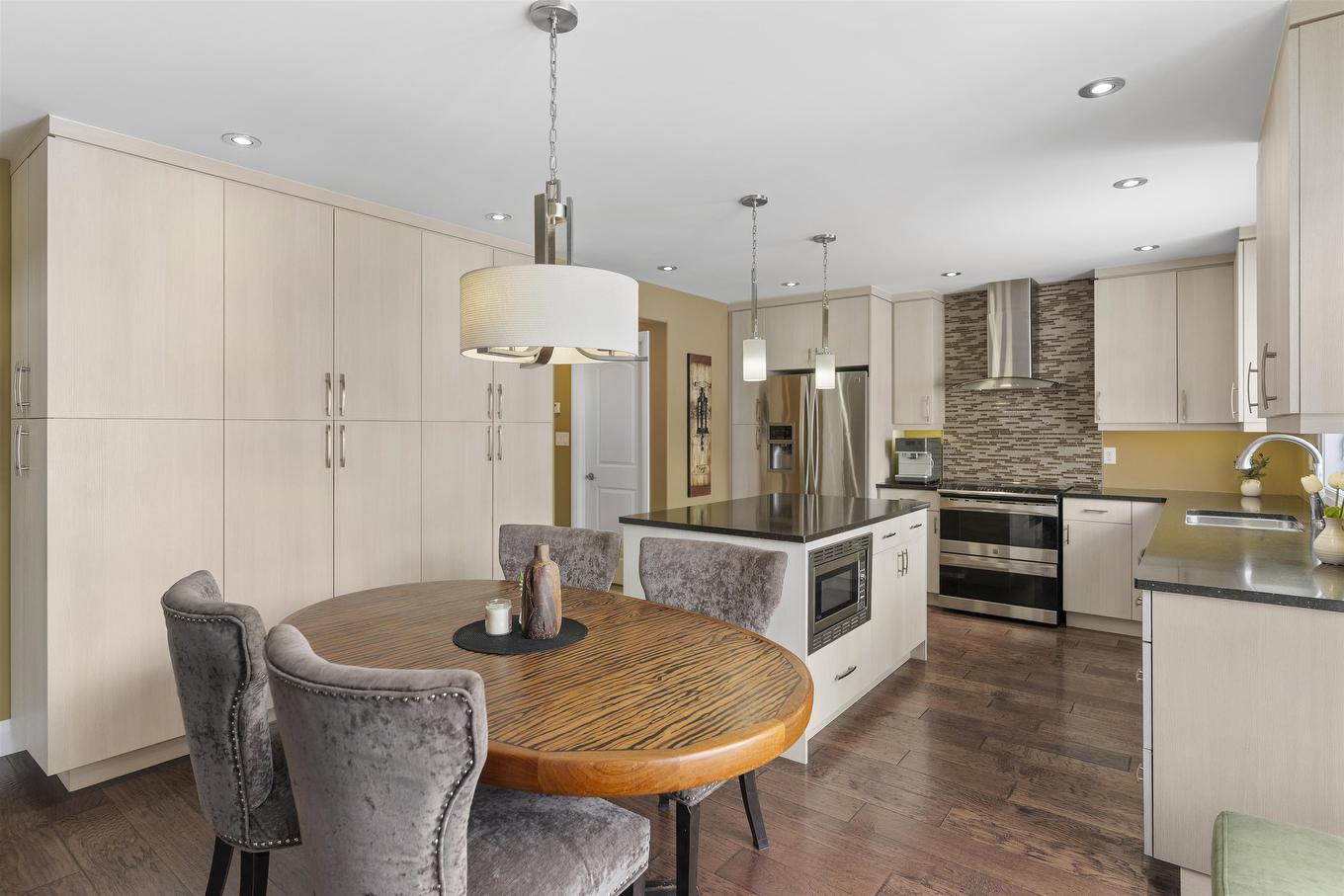 319 Ruby Crescent, Thunder Bay, ON - Indoor