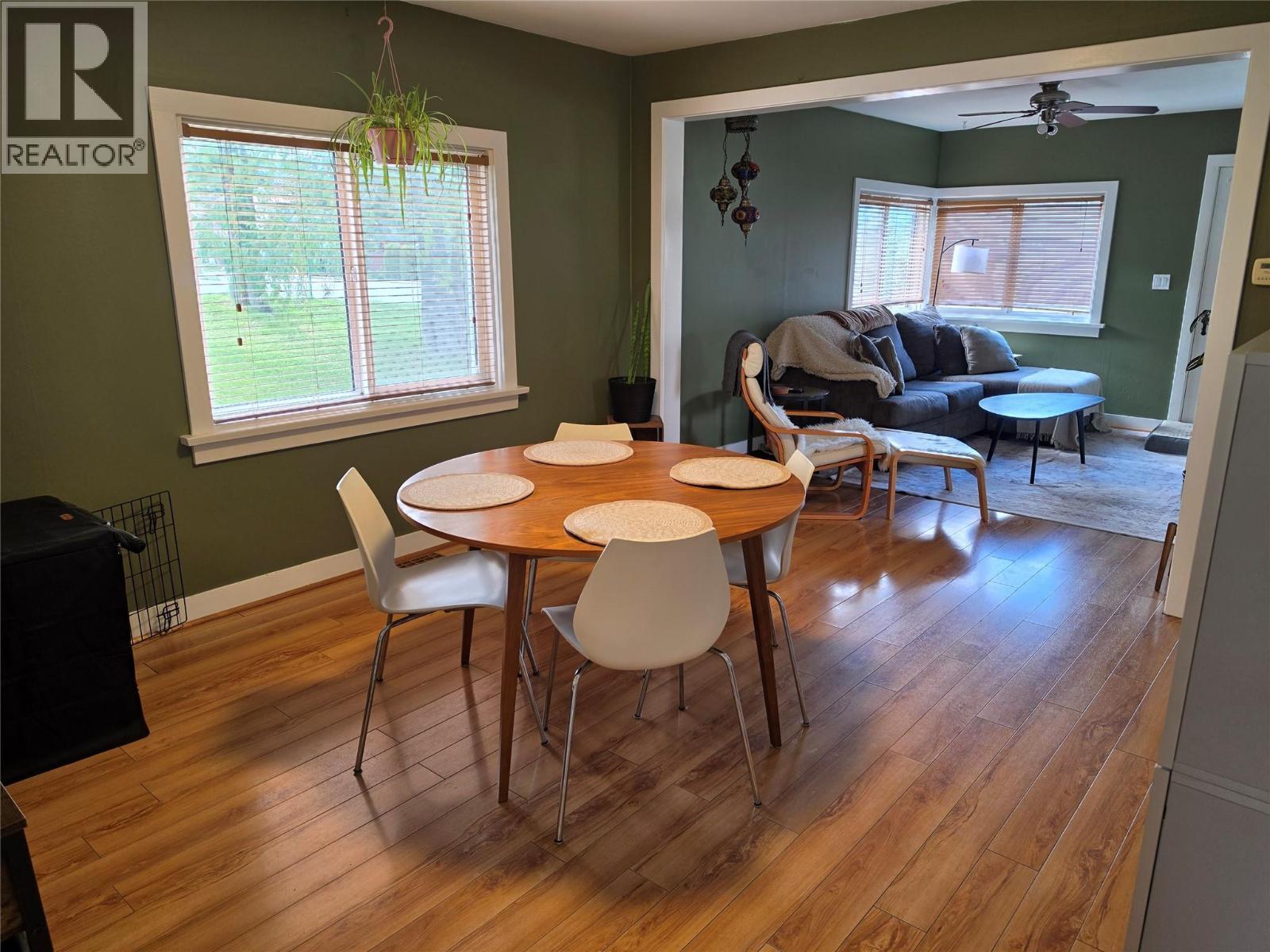 Dining room to living room - 804 Eighth Street, Nelson, BC - Indoor Photo Showing Dining Room