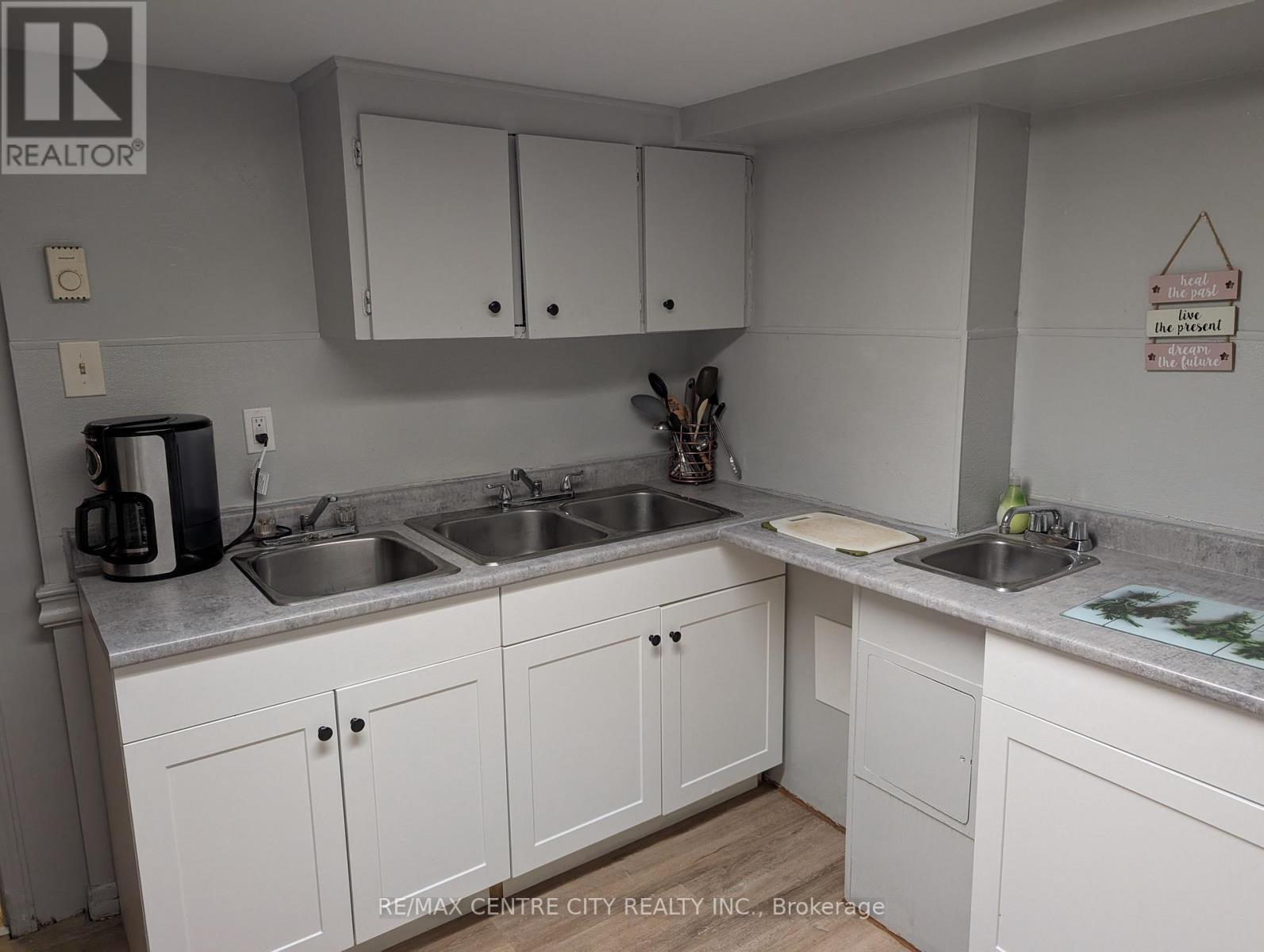 334 Queens Avenue, London East (East F), ON
