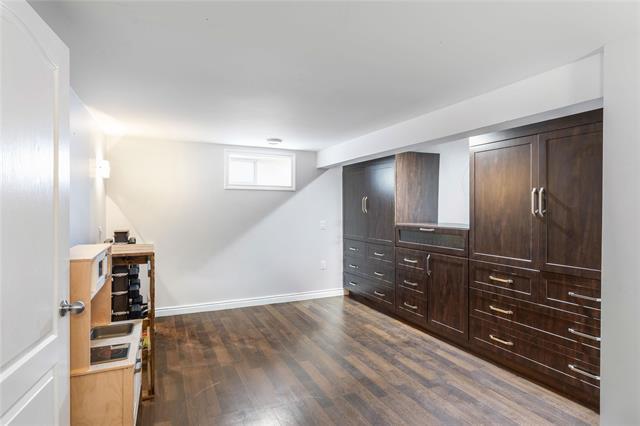 601 Prince Rupert Ave, Winnipeg, MB