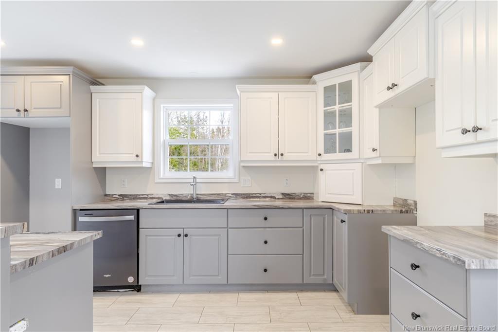 24 Cole Rd, Harvey, NB