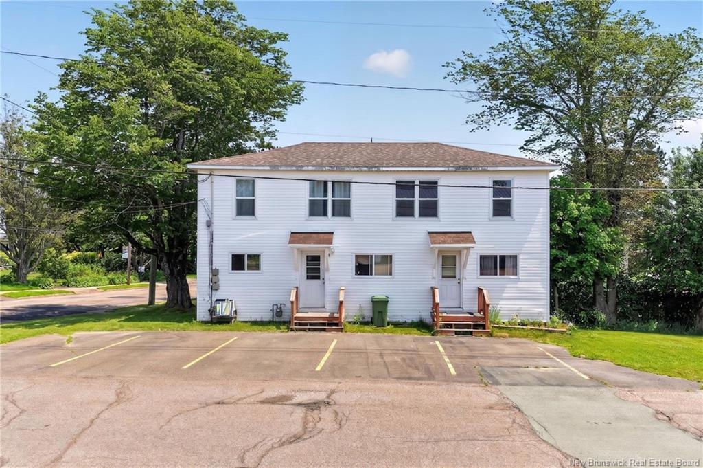 2 Copp St, Sackville, NB - Outdoor