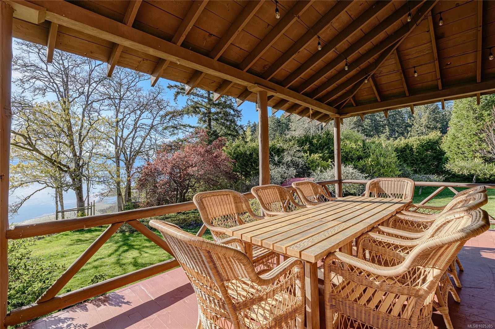 116 Acland Rd, Salt Spring, BC