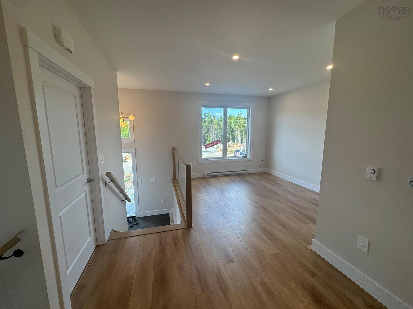 83 Simona Drive, Dartmouth, NS - Indoor Photo Showing Other Room