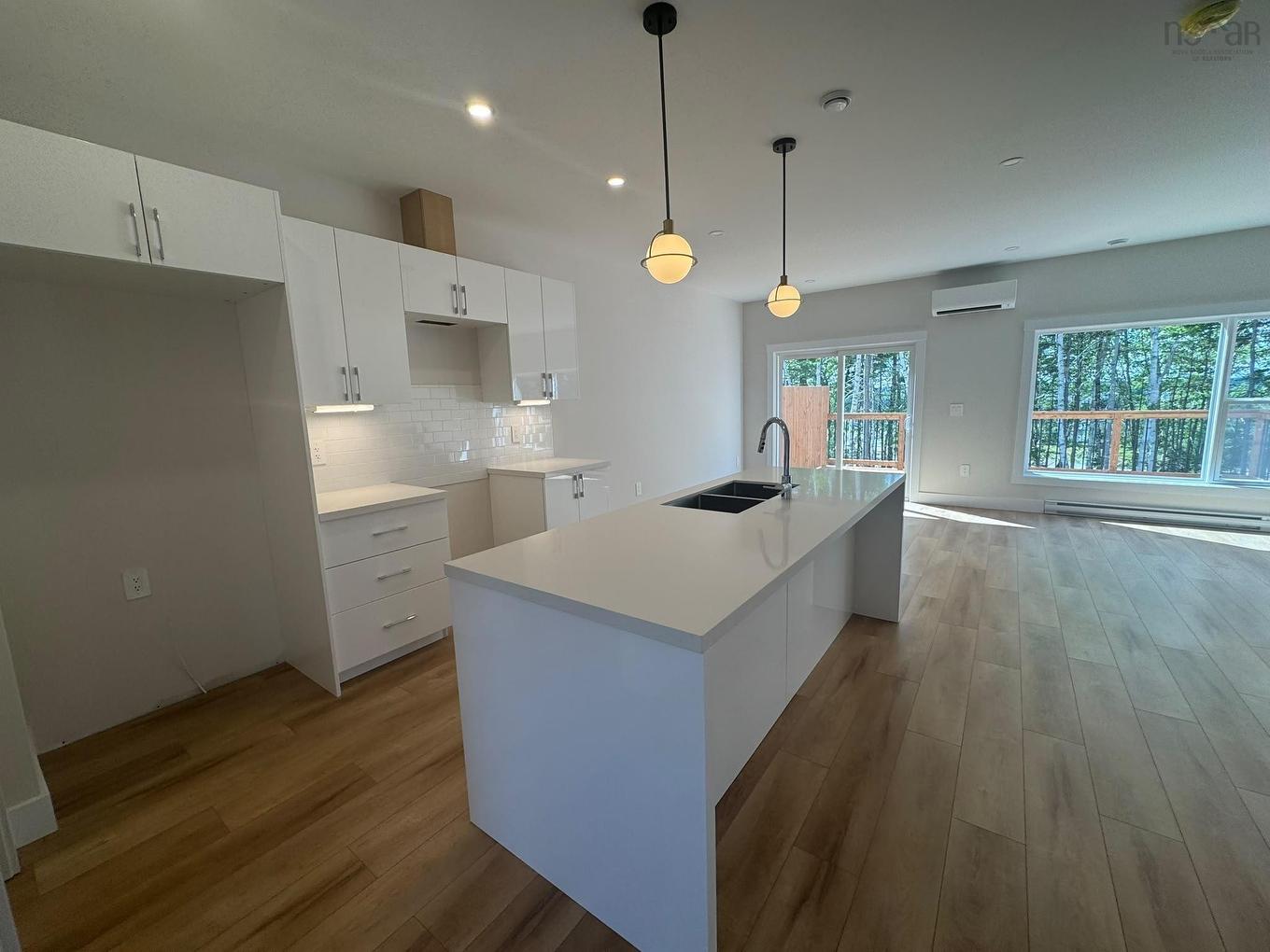 83 Simona Drive, Dartmouth, NS - Indoor Photo Showing Kitchen With Double Sink With Upgraded Kitchen