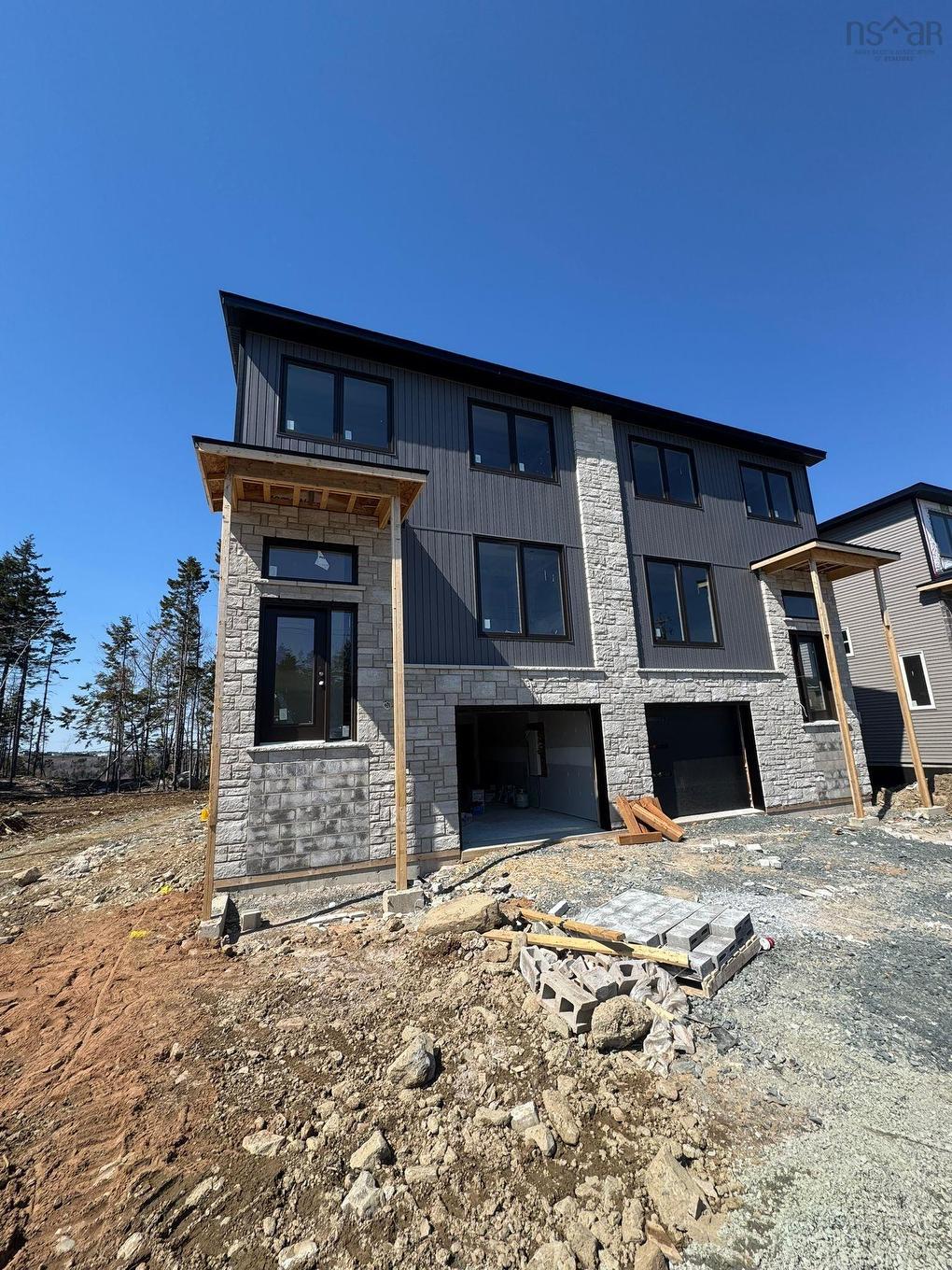 79 Simona Drive, Dartmouth, NS - Outdoor