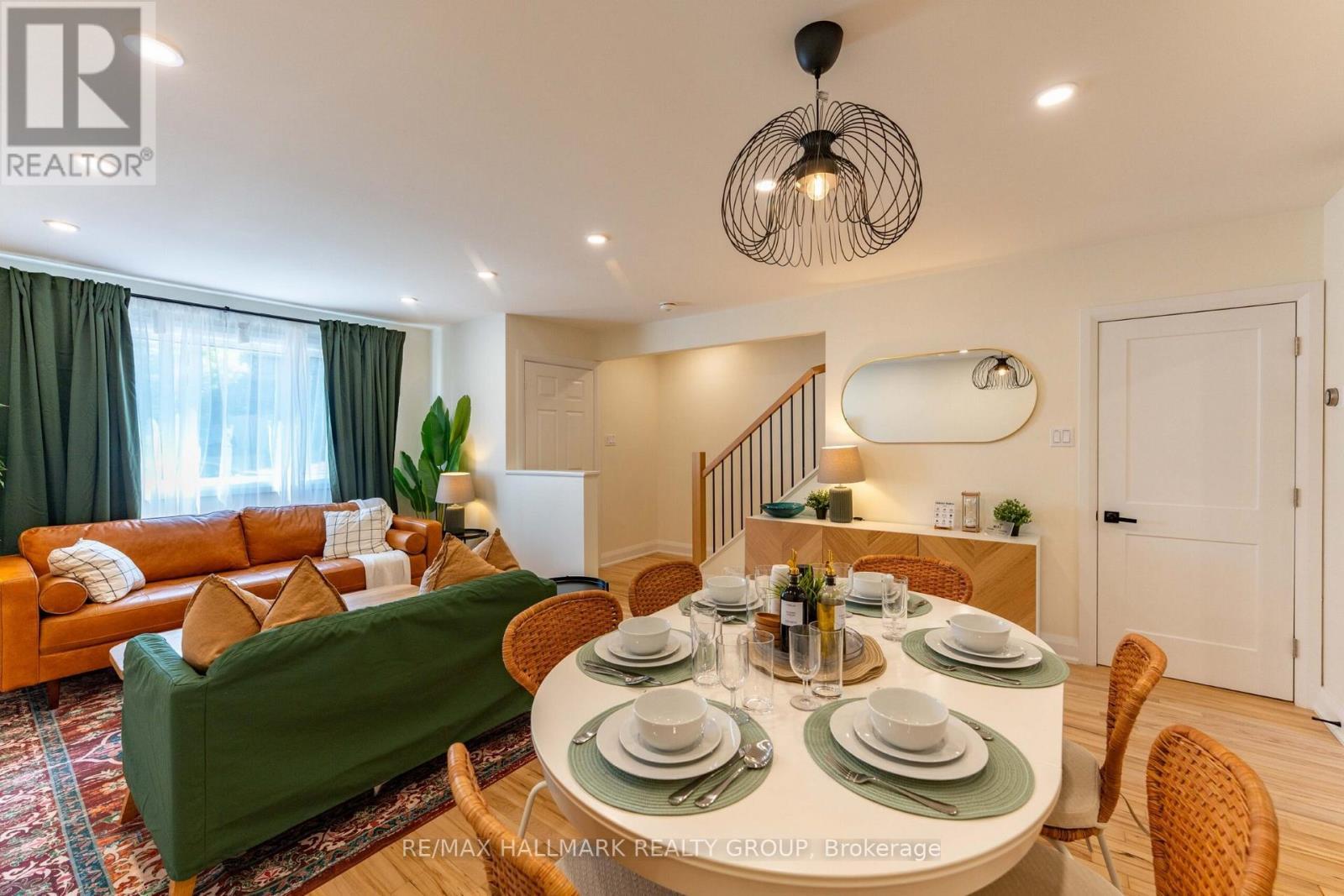 820 Grenon Avenue, Ottawa, ON - Indoor Photo Showing Dining Room