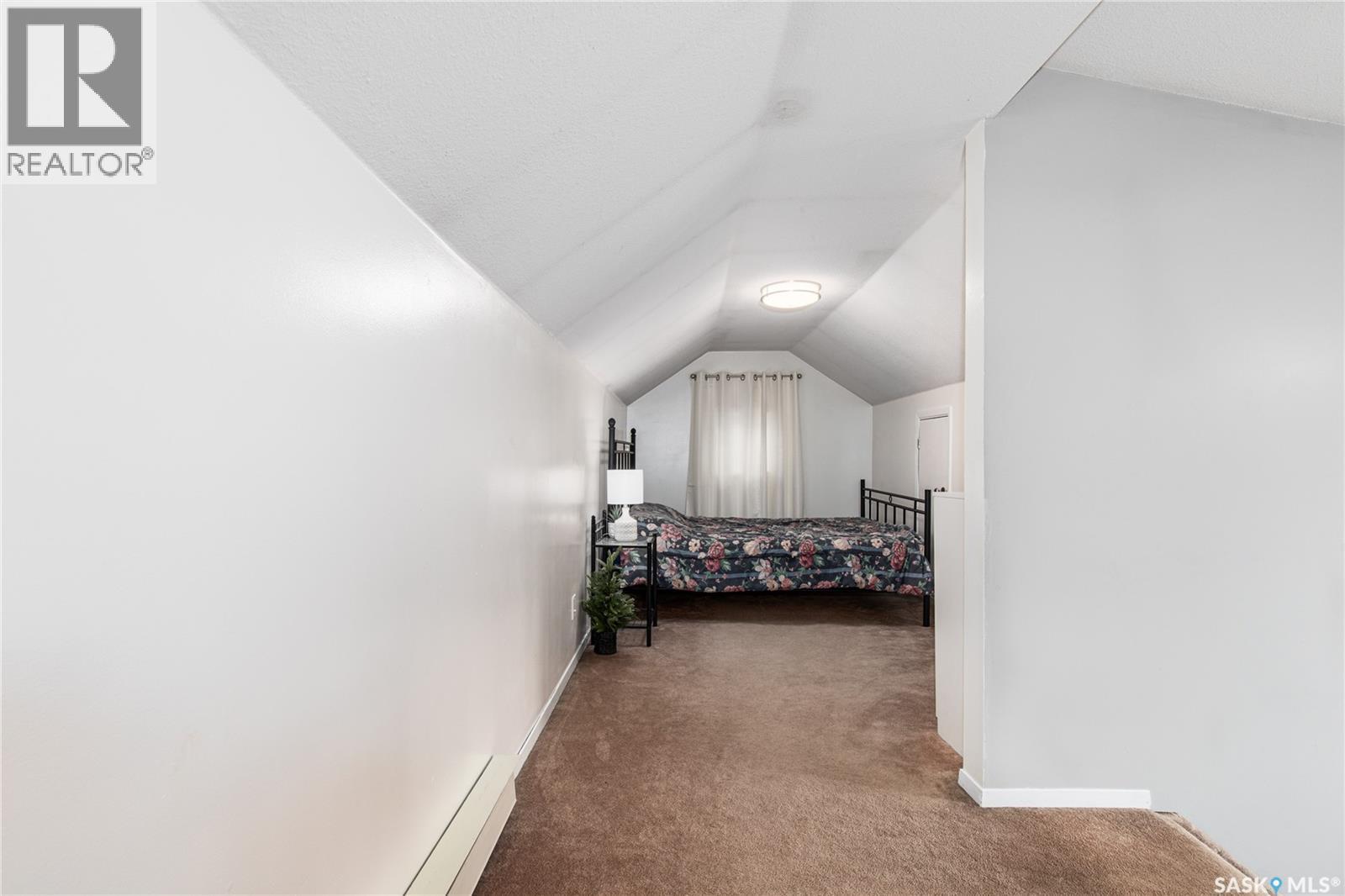 25 Alice Crescent, North Grove, SK - Indoor