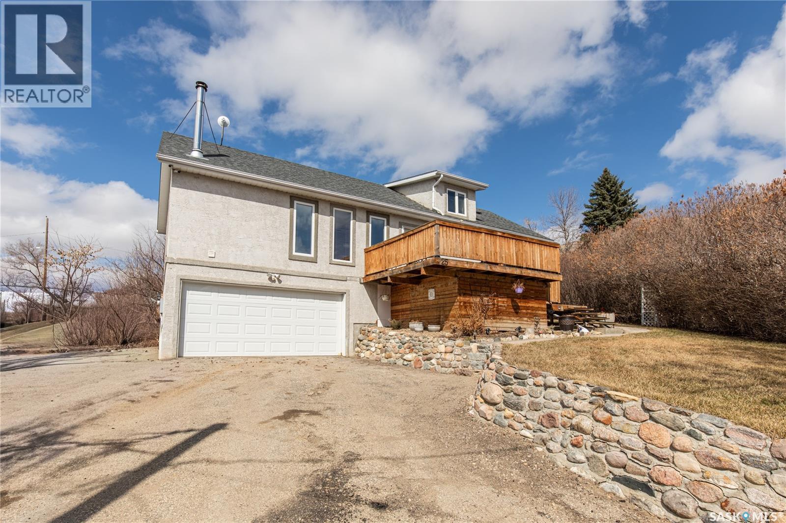 25 Alice Crescent, North Grove, SK - Outdoor