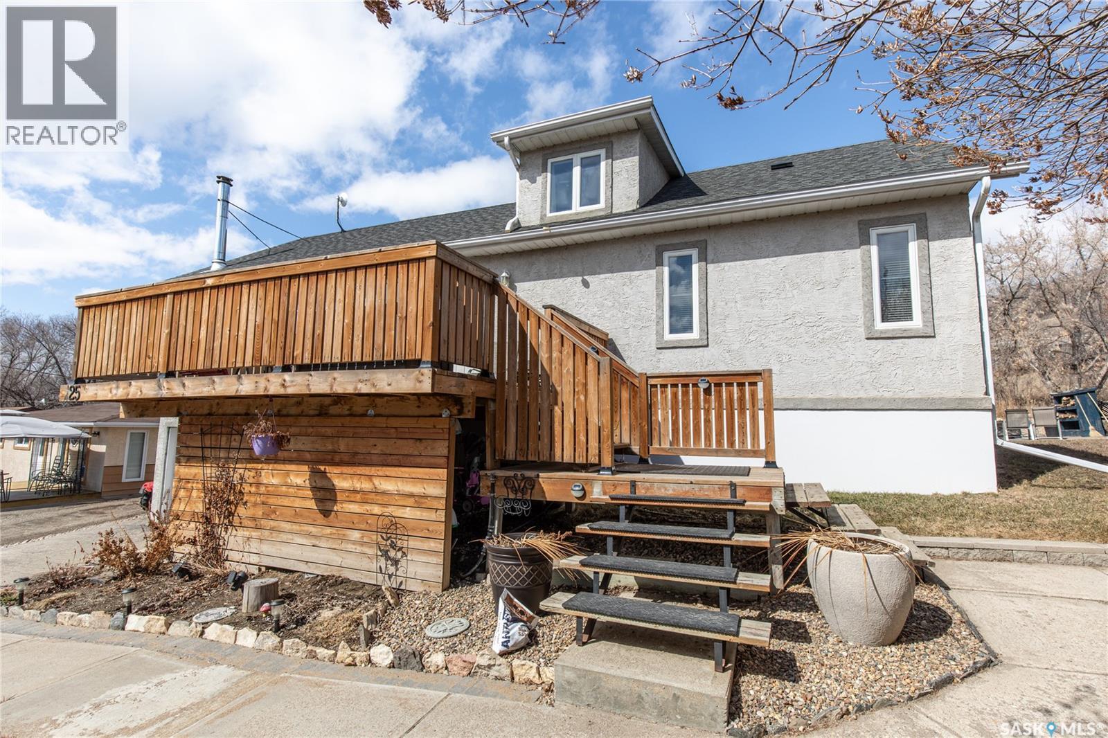 25 Alice Crescent, North Grove, SK - Outdoor With Deck Patio Veranda With Exterior