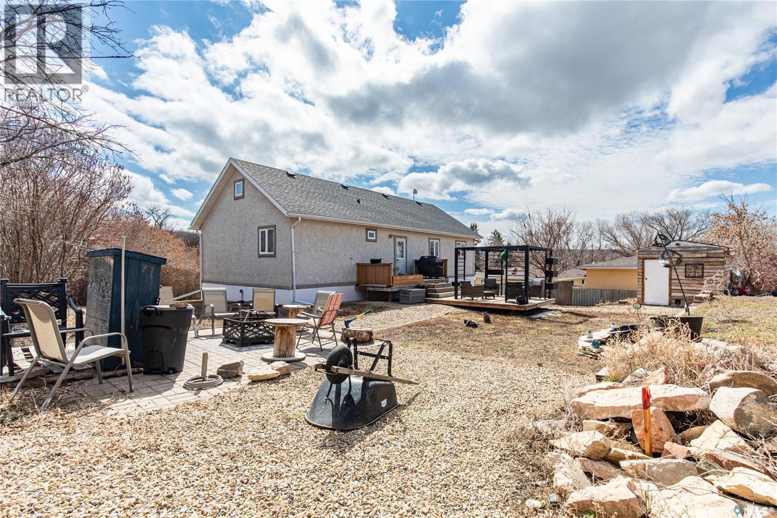 25 Alice Crescent, North Grove, SK