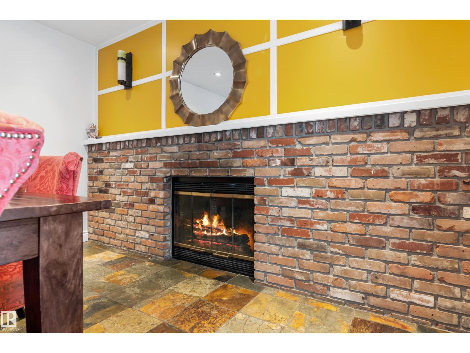 101 Westridge Rd Nw, Edmonton, AB - Indoor With Fireplace