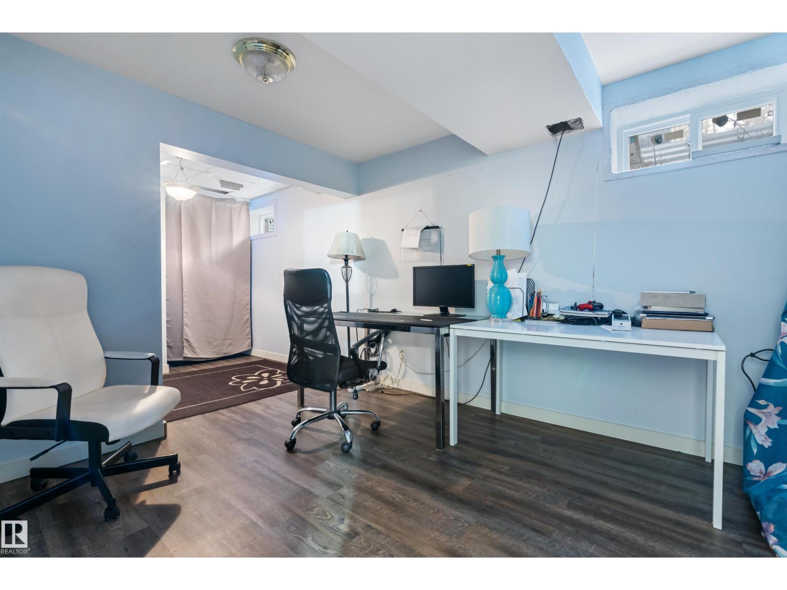 101 Westridge Rd Nw, Edmonton, AB - Indoor Photo Showing Office