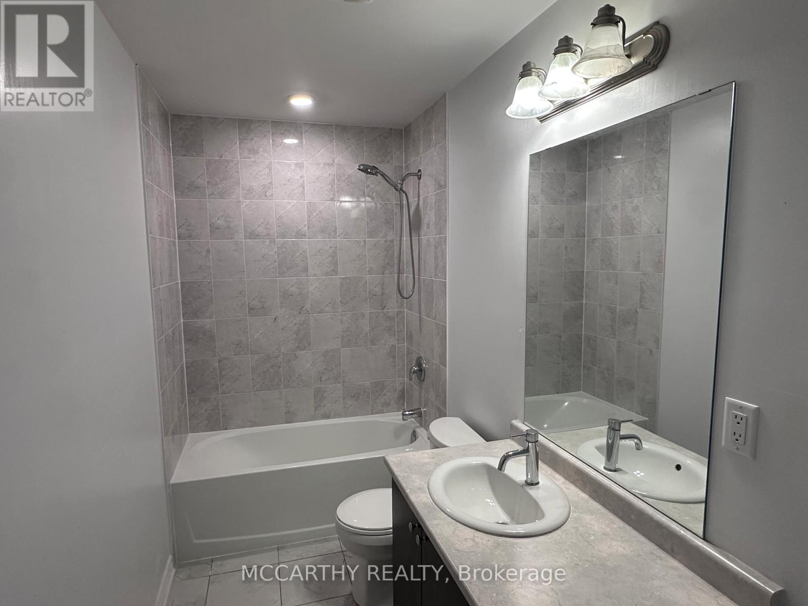 ensuite - 231 Ridley Crescent, Southgate, ON - Indoor Photo Showing Bathroom