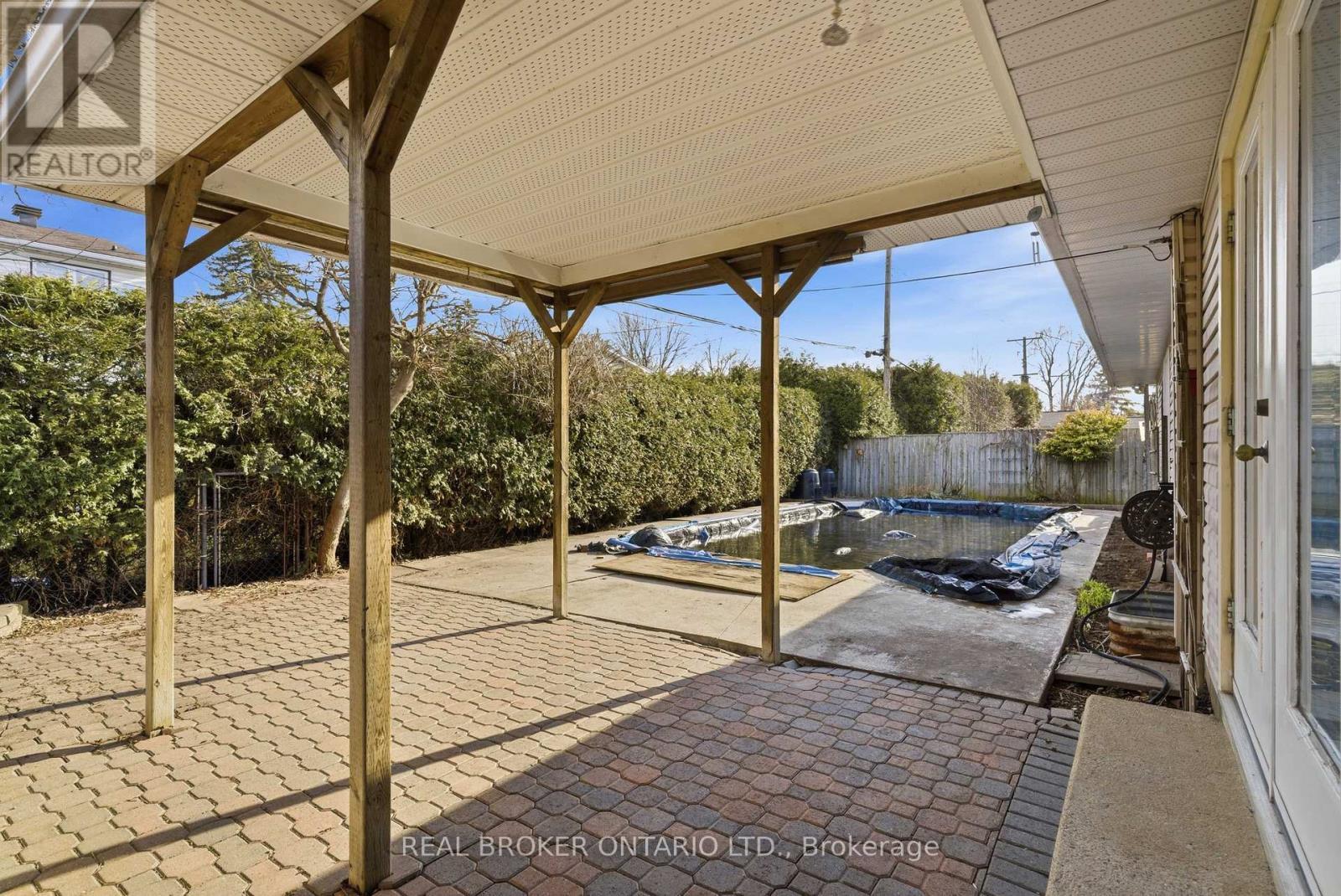 1294 Fernwood Drive, Ottawa, ON - Outdoor With Deck Patio Veranda With Exterior