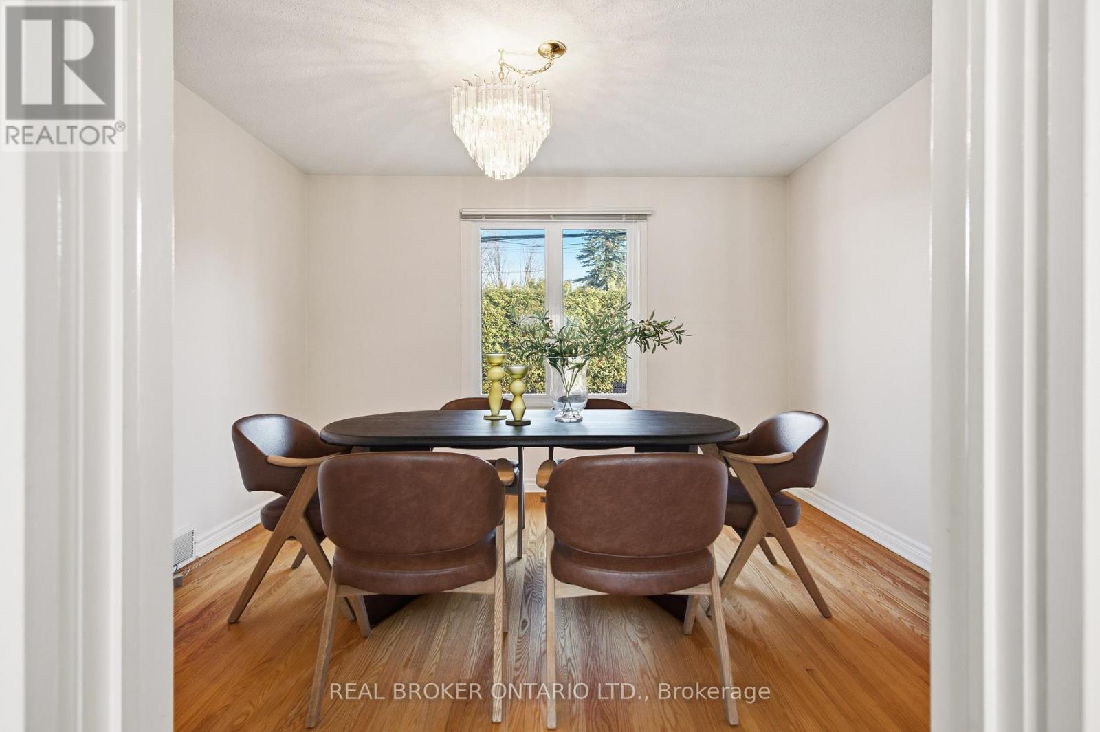 1294 Fernwood Drive, Ottawa, ON - Indoor Photo Showing Dining Room