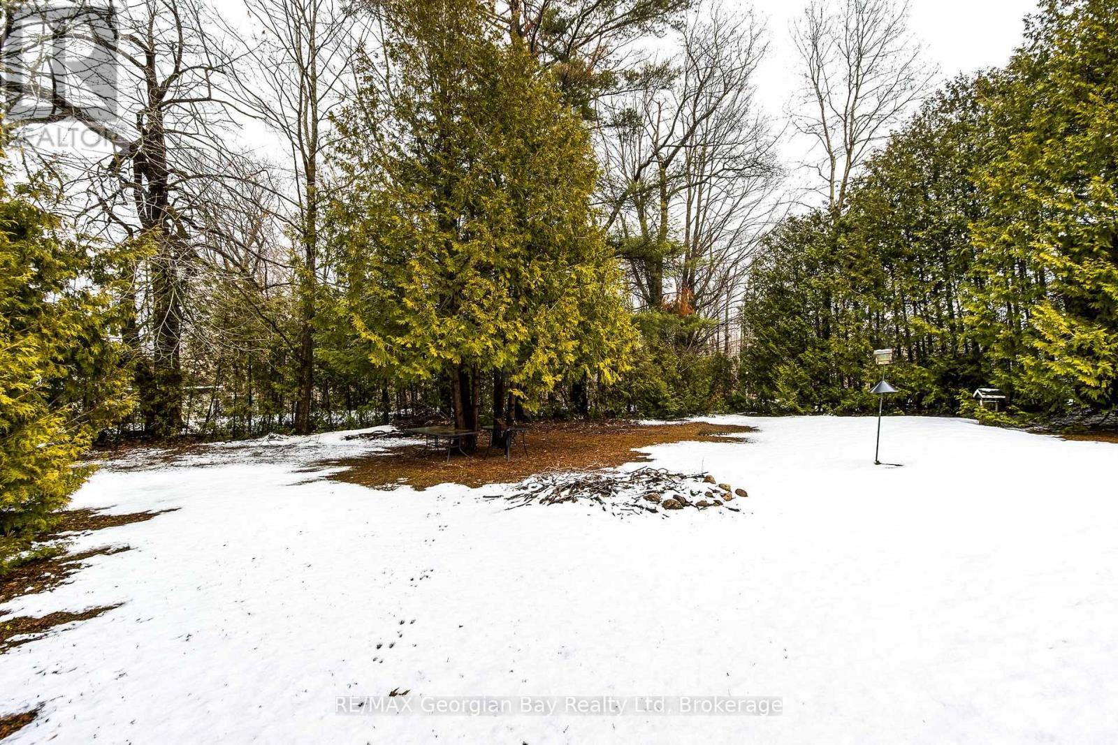 41 Beaufort Crescent, Tiny, ON - Outdoor