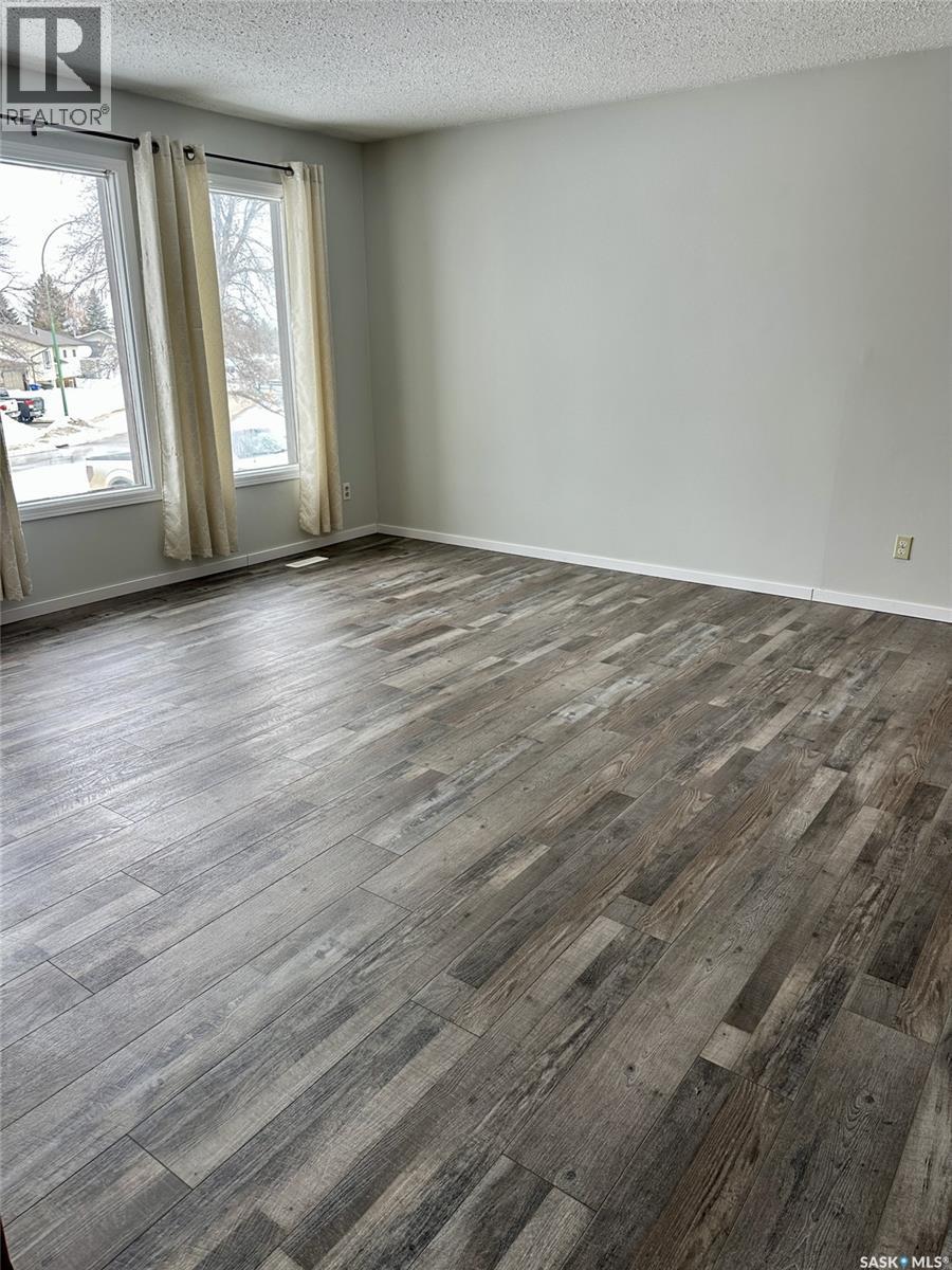 3317 Eagle Crescent, Prince Albert, SK - Indoor Photo Showing Other Room